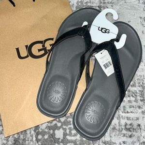 UGG Mens Flip Flops